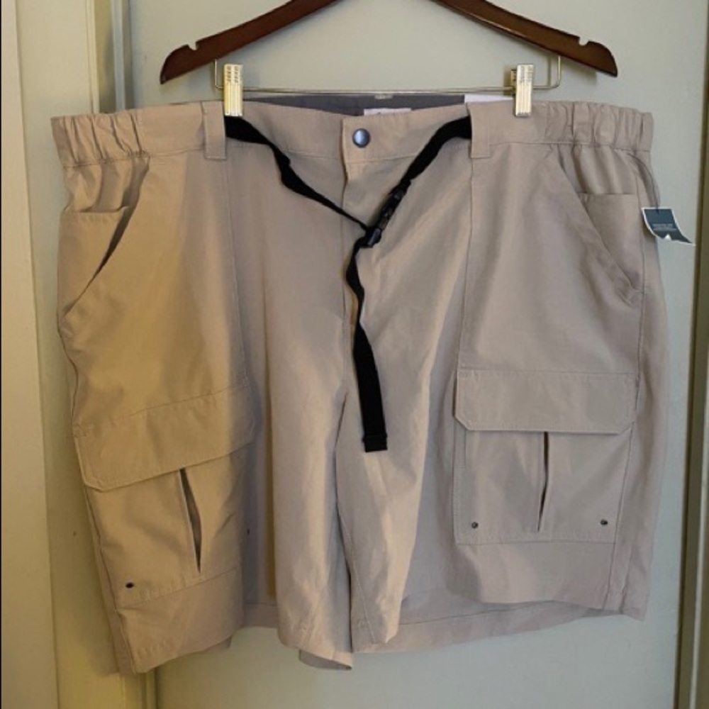 Cargo Shorts With Attached Belt